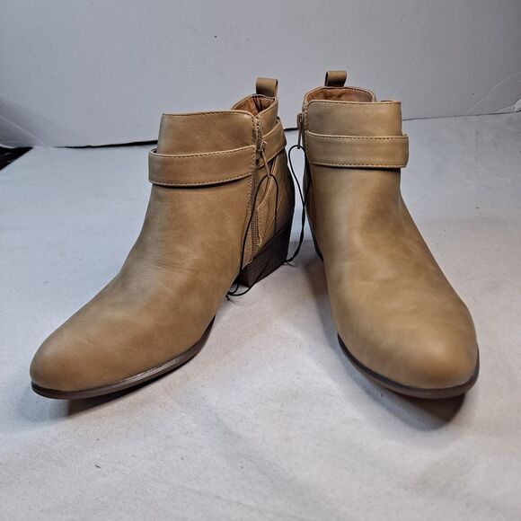 Union Bay Tilly Booties Womens 9M Tan  Studded Side Zip Block Heel Faux Leather - Picture 1 of 11